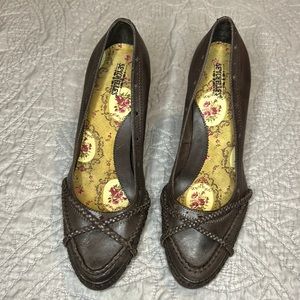 Seychelles Brown Leather Pumps